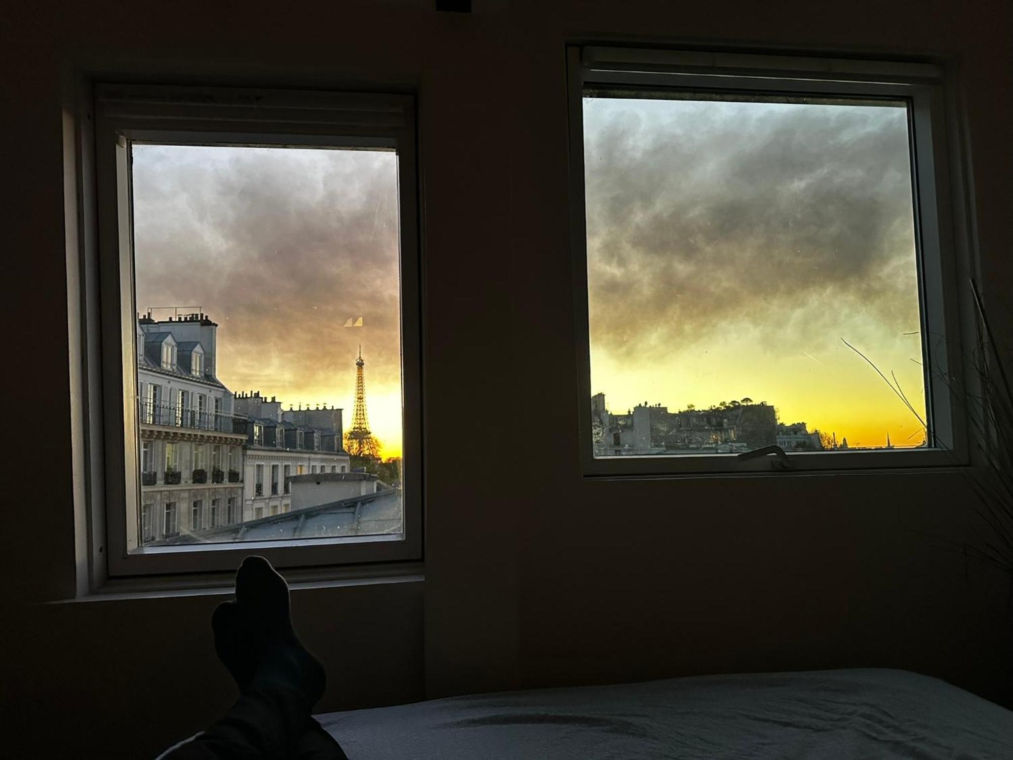 Apartment View Eiffel Tower Paris
